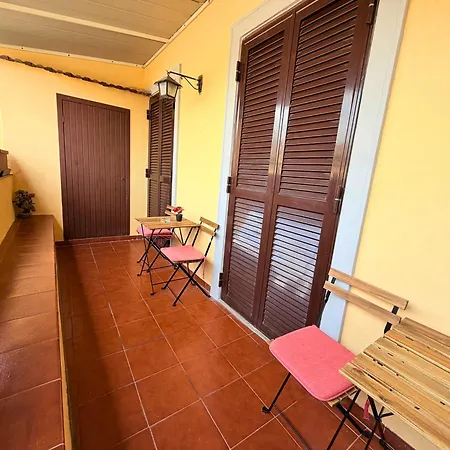 Attico Sui Monti * Roma